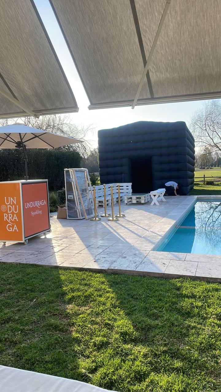 Carpa Party House en fiesta real