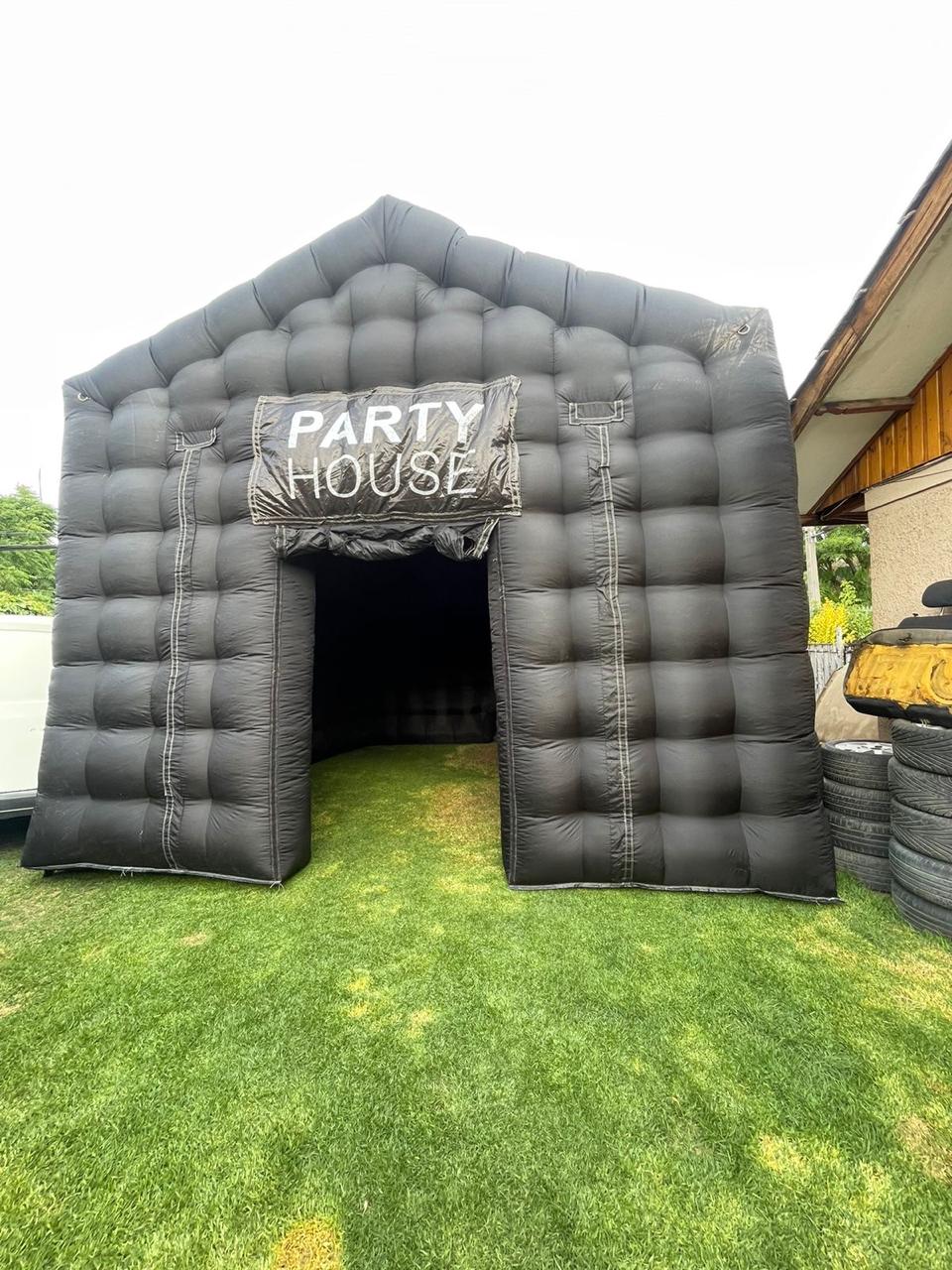 Carpa Party House en fiesta real
